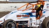 Richard Vander Weerd Wins USAC West Coast Sprint Feature at Bakersfield Richard Vander Weerd won the United States Auto Club West Coast Sprint Car Series feature Saturday night at Bakersfield Speedway.