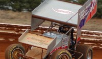 Krimes Wins at Lincoln Alan Krimes won the sprint car feature Saturday night at Lincoln Speedway.