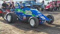 Darland Is Awesome at Lawrenceburg Dave Darland scored his second consecutive King of Indiana Sprint Series victory with a dominating performance at Lawrenceburg Speedway, Saturday
