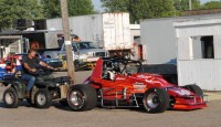 Leroy Ellis collected his first career sprint car feature victory Friday night at Spartan Speedway. 