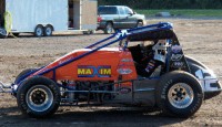 Ballou Blasts to Gas City Win Robert Ballou brought a new car to Gas City/I-69 Speedway Friday night and departed with a victory in a thrilling and unbelievably fast feature on a cool autumn like evening.