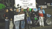 Lee County Sweep with Sprint Invaders for Russ Hall! For the second time in as many events with the Brockway Mechanical & Roofing Sprint Invaders, a driver produced a clean sweep on the evening.