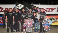 Pittman Wins Saturday Feature at Eldora Daryn Pittman won the World of Outlaws STP Sprint Car feature Saturday night at Eldora Speedway. Brian Brown, Donny Schatz, Jac Haudenschild, and Joey Saldana rounded out the top five.