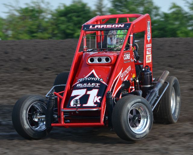 racing Indiana midget