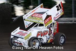 Brian Brown. - Steve Lafond / Tear Off Heaven Fotos