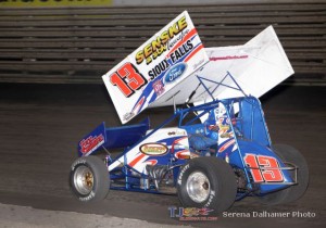 Mark Dobmeier won the 2nd of the Knoxville Raceway 410 Twin Features (Serena Dalhamer photo)