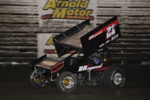Justin Henderson on the way to victory on Friday at Knoxville Raceway. - Serena Dalhamer Photo