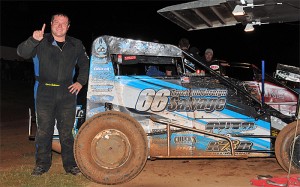 Chris Andrews after winning the opening night of the Twister Nationals. - Lonnie Wheatley Photo