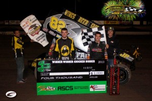  David Gravel broke into victory lane for the first time with the Lucas Oil ASCS National Tour at the Southern New Mexico Speedway in Buffalo Wild Wings No. 82. (ASCS / Don Iverson) 