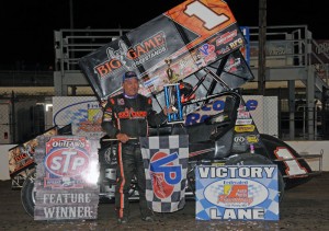 Sammy Swindell picked off his first World of Outlaws feature win of the year by topping Saturday night's 40-lap feature event at the Federated Auto Part I-55 Raceway in Pevely, MO. (The Wheatley Collection)