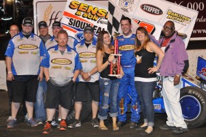 The Lunstra/Dobmeier team in Victory Lane at Huset’s (Jeff Bylsma Photo)