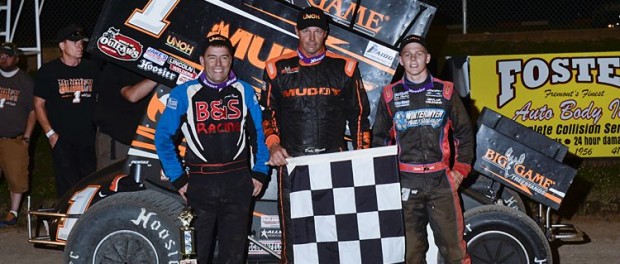 (l to r) Second place Byron Reed, winner Dale Blaney, and third place Sheldon Haudenschild. (Mike Campbell Photo)