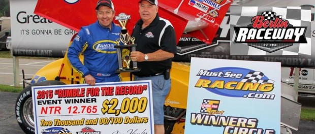 Brian Gerster with Berlin Raceway promoter Don DeWitt after winning the Run for the Record invitational.  (Tom DeVette Photo)