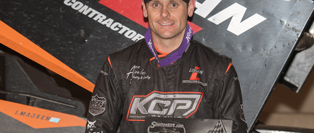 Ian Madsen won the Sprint Invaders main event at the Iowa State Fair Speedway in Des Moines (Dave Hill Photo)