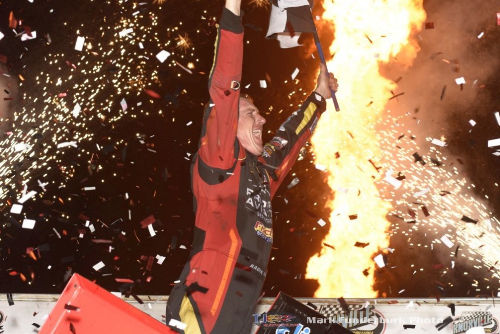 Jason Johnson celebrates his victory at the 2016 5-hour ENERGY Knoxville Nationals. (Mark Funderburk Photo)