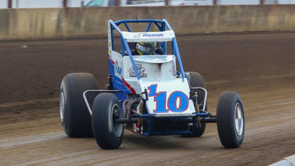 DAMION GARDNER THE WORLD’S FASTEST SPRINT CAR DRIVER!