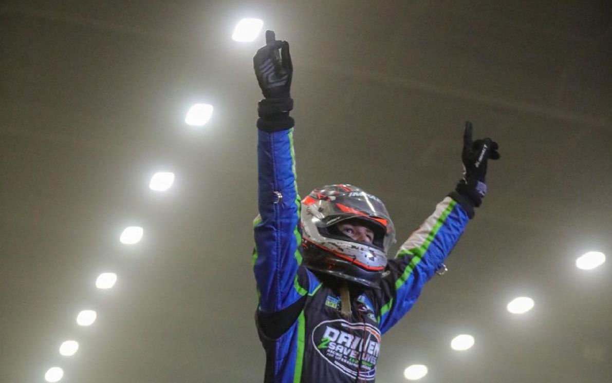 Axom Racing Axsom Fends Off Bright For Tulsa Shootout Non-Wing Win – TJSlideways.com