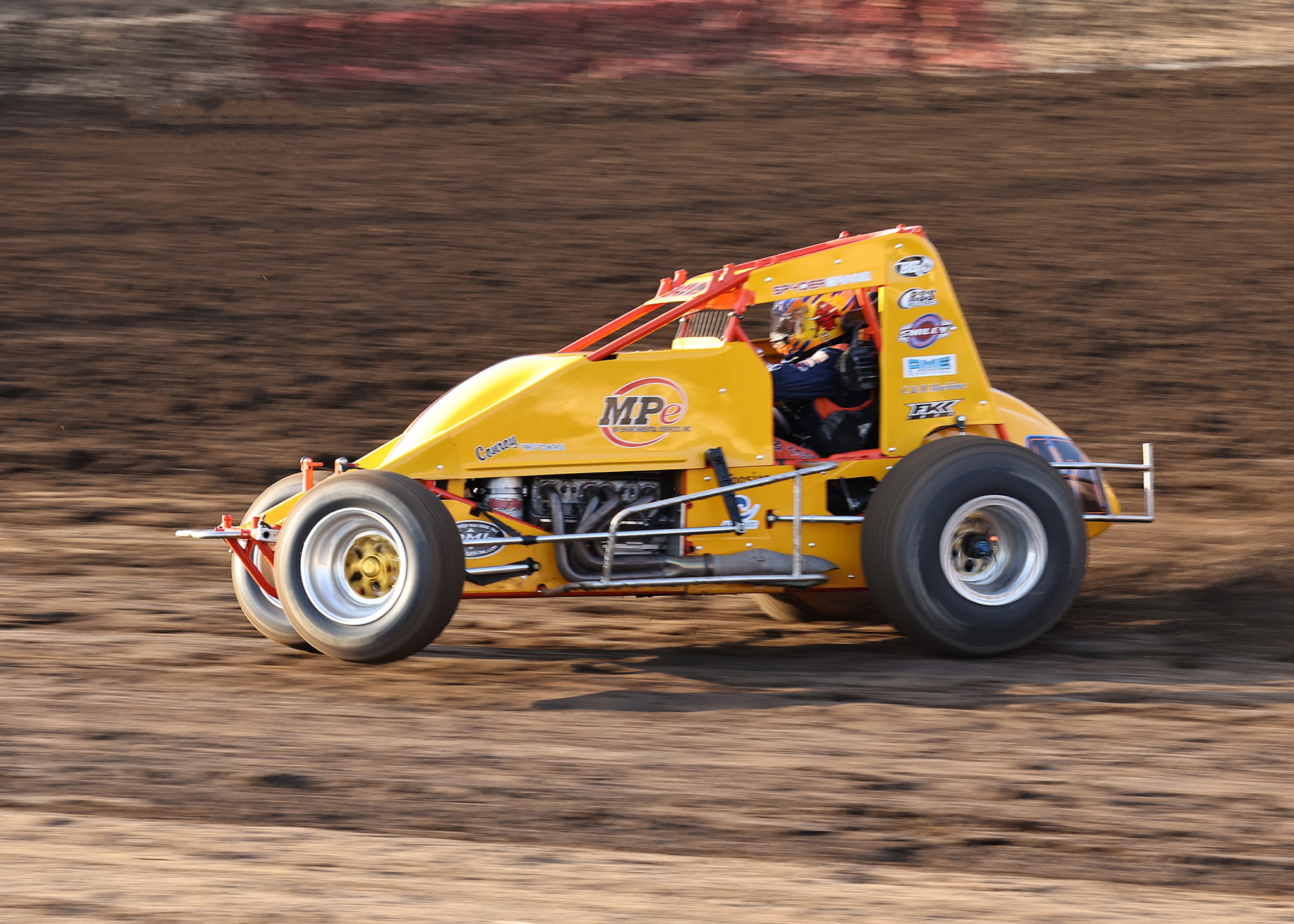 SPRINT CARS AND MODIFIEDS IN SATURDAY’S GLEN HOWARD MEMORIAL AT PERRIS