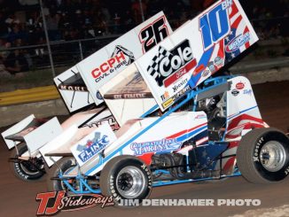 Todd Moule (#26) and Jason Blonde (#10) racing for position Friday at I-96 Speedway with the Great Lakes Super Sprints. (Jim Denhamer Photo)