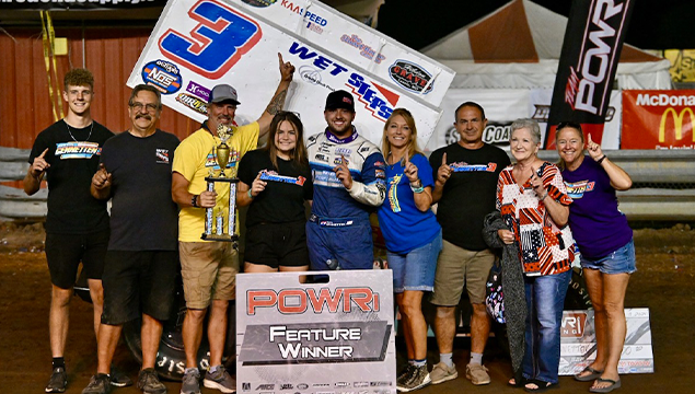 Ayrton Gennetten with his family and crew in victory lane Sunday at the Missouri State Fair Speedway. (John Lee Photo)