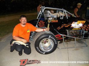 Steve Smith after winning at Springport Motor Speedway. (Bob Buffenbarger Photo)