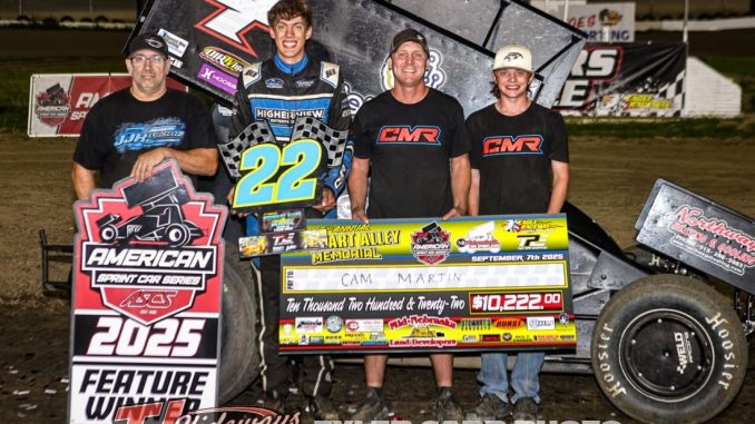Martin_(TylerCarrPhoto) Cameron Martin with his crew after winning the Stewart Alley Memorial at Eagle Raceway. (Tyler Carr Photo)
