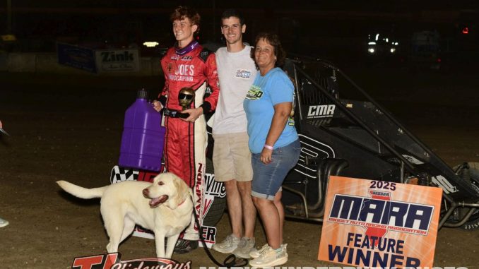 Mack Leopard in victory lane at Jacksonville Speedway. (Mark Funderburk Photo)