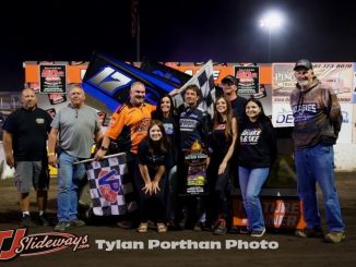 Lee Goos Jr. and crew after winning the 305 sprint car feature Sunday night at Huset's Speedway. (Tylan Porath Photo)