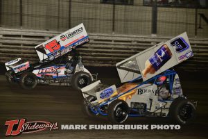 Creed Kemenah (#15K) racing with Ayrton Gennetten (#3) Thursday night at Knoxville Raceway. (Mark Funderburk Photo)