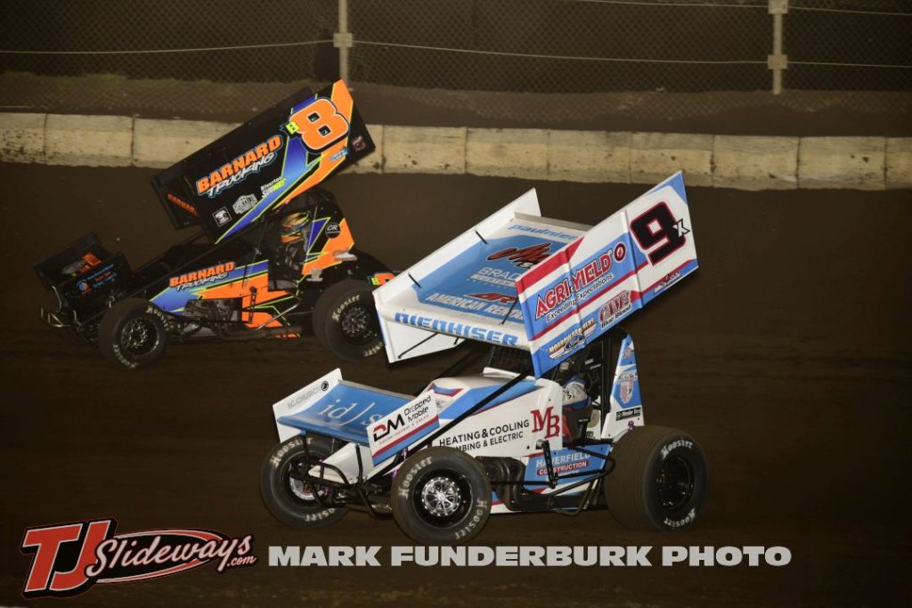 John Barnard (#B8) racing with Paul Nienhiser (#9X) Friday at Jacksonville Speedway. (Mark Funderburk Photo)